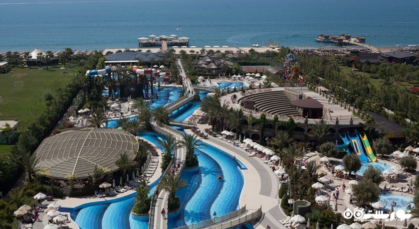 دورنمای کلی هتل رویال هالیدی پلس